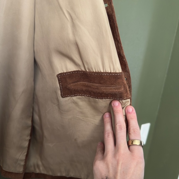 Sold - Picture 5 of 10